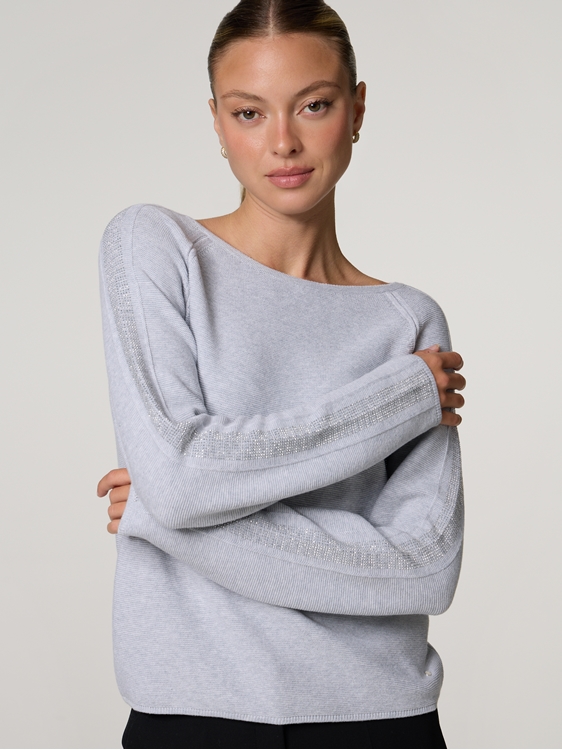 Bild von Pullover mit Strasssteinen