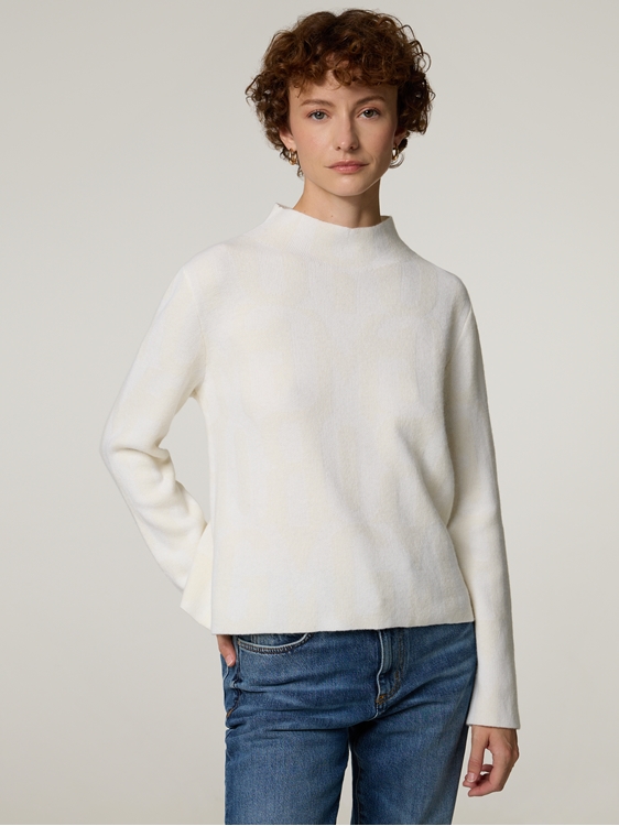 Bild von Strickpullover mit Wolle