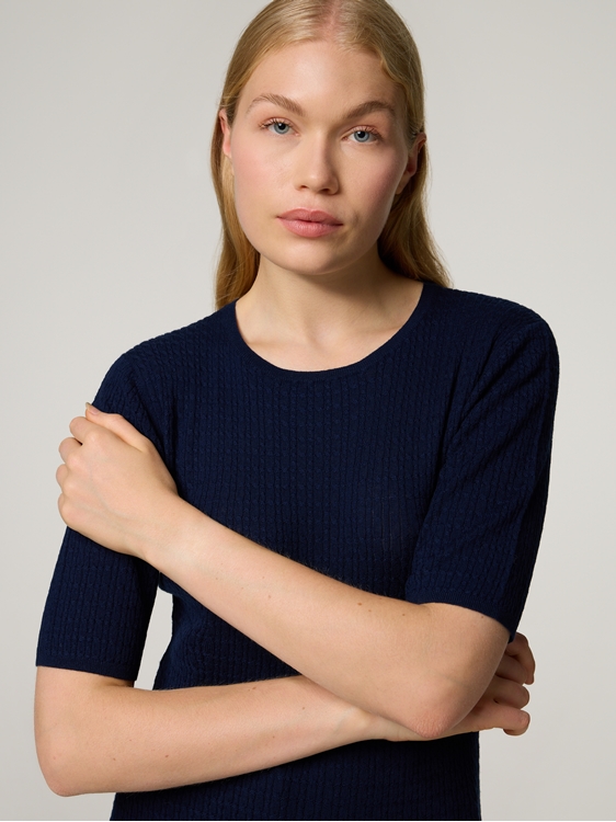 Bild von FINE CABLE KNIT TOP