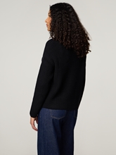 Bild von Strickpullover mit Stehkragen