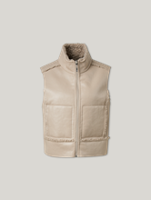 Bild von Reversible Weste aus Kunstfell