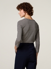 Bild von Shirt mit Streifen