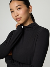 Image sur Pull à col roulé