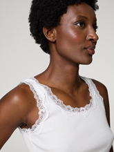 Bild von Top mit Spitze