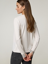 Bild von Blusenshirt mit Strasssteinen