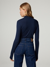 Image sur T-shirt à manches longues avec col montant