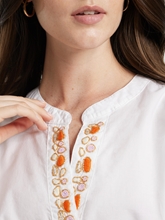 Bild von Bluse mit Stickerei