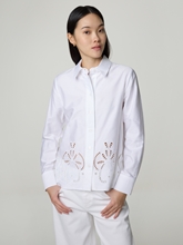 Bild von Bluse mit Lochspitze