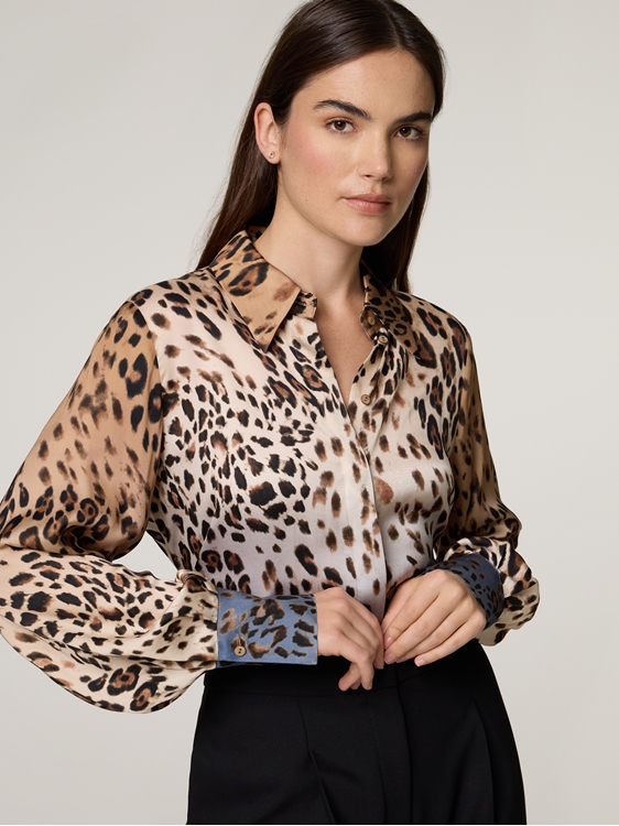 Bild von Bluse mit Leo-Print