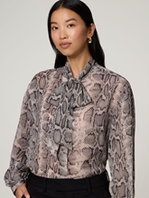 Bild von Schluppenbluse im All-Over Print