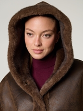 Bild von Reversible Weste aus Kunstfell