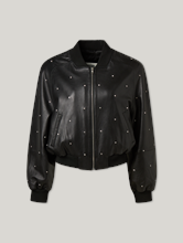 Bild von Lederjacke mit Nieten