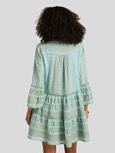 Bild von Kleid mit Volants