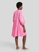 Bild von Minikleid mit Stickerei