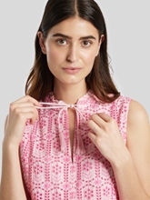 Image sur Robe broderie ajourée