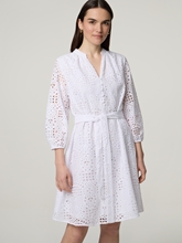 Bild von Minikleid mit Lochstickereien