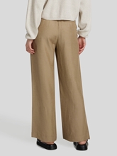 Bild von Bundfaltenhose mit Leinen JALIA