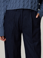 Bild von Bundfaltenhose mit Nadelstreifen