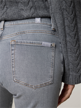 Image sur Jeans coupe skinny décontractée