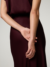 Bild von Midijupe aus Satin NEVIDA