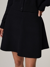 Image sur Minijupe en laine vierge