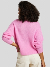 Bild von Strickpullover mit Lochmuster