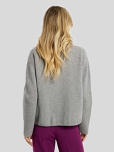 Bild von Strickpullover mit Rollkragen