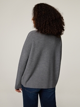 Image sur Pull-over en tricot de laine vierge