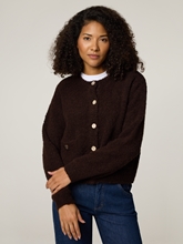 Bild von Strickjacke mit Wolle
