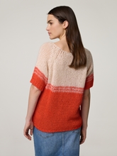 Image sur T-shirt en tricot avec mohair