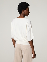 Image sur T-shirt en tricot avec cachemire