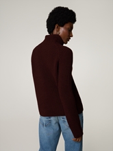 Bild von Stehkragenpullover mit Wolle