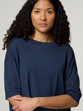 Image sur T-shirt tricoté en laine