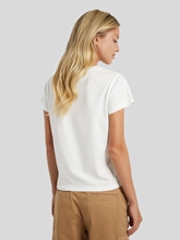 Image sur T-shirt avec logo