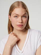 Bild von T-Shirt mit Leinen