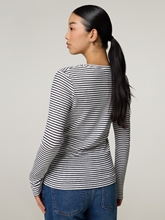 Image sur T-shirt à manches longues rayé