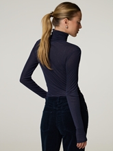 Bild von Rollkragenshirt mit Wolle