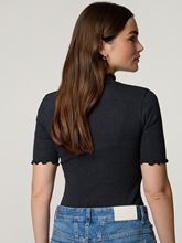 Bild von Shirt mit Rippen