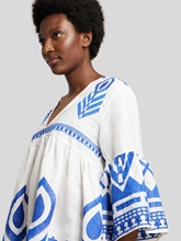 Bild von Tunikabluse mit Stickerei