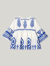 Bild von Tunikabluse mit Stickerei