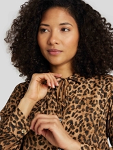 Bild von Bluse mit Leo-Print