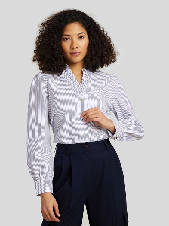 Bild von Bluse mit Rüschen