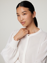 Bild von Bluse mit Rüschen