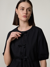 Image sur Blouse à manches courtes avec nœuds