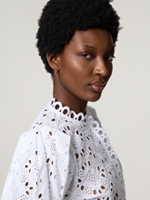 Image sur Blouse avec dentelle ajourée