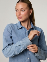 Bild von Hemdbluse aus Denim