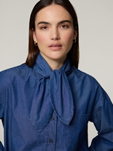 Bild von Schluppenbluse aus Denim