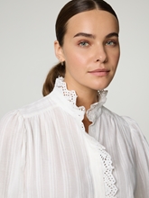 Bild von Spitzenbluse aus Baumwolle