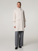 Bild von Kurzer Mantel