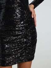 Bild von Kleid mit Pailletten